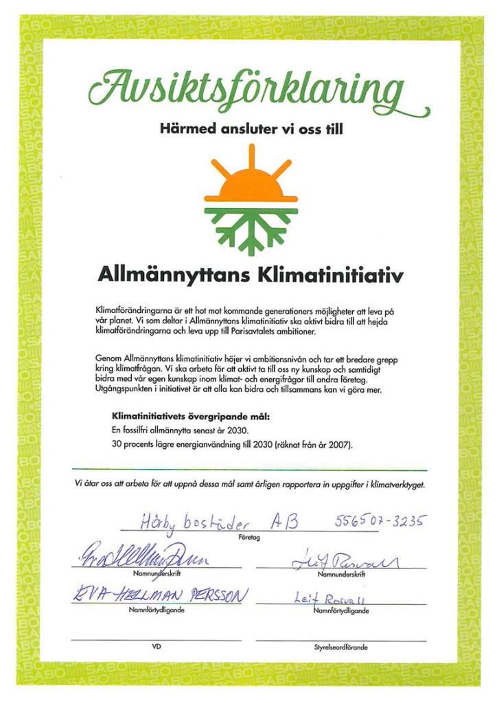 Foto av avsiktsförklaringen gällande Hörbybostäder och Allmännyttans klimatinitiativ.